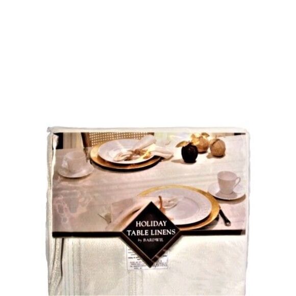 Bardwil Linens 70" Round Holiday Tablecloth Cream W/Gold Threads - Picture 2 of 4